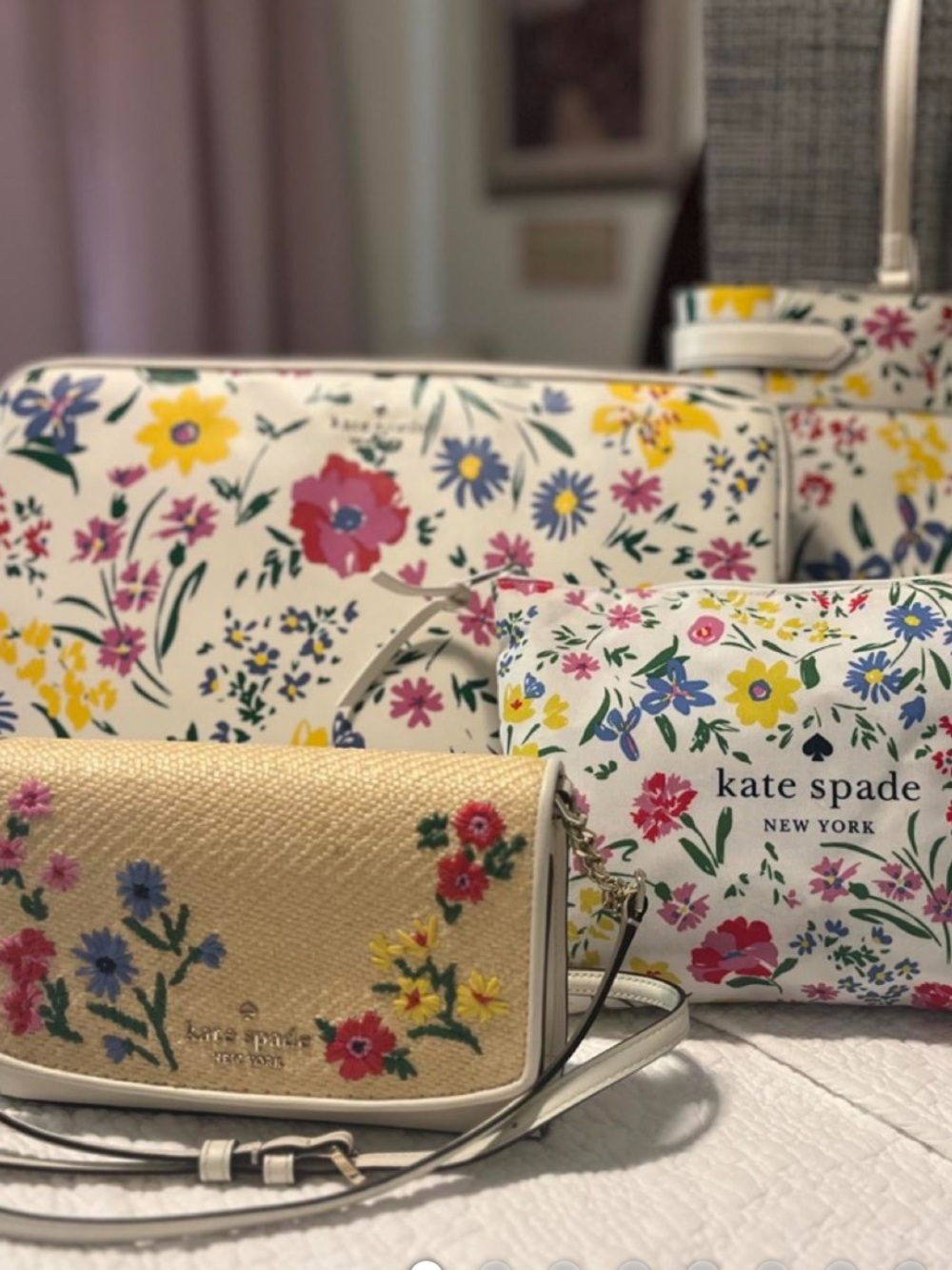 kate spade White Floral Garden Bouquet Cosmetic Pouch